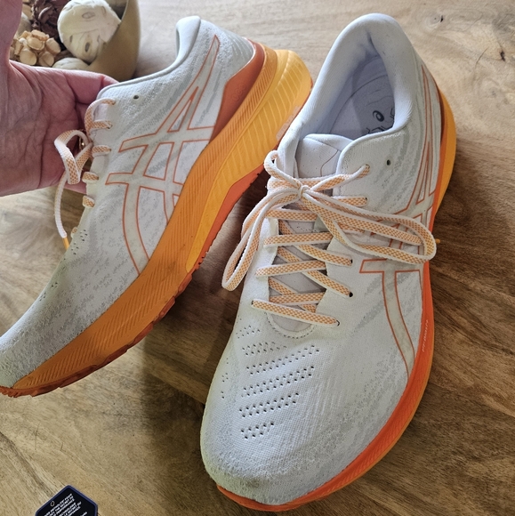 Asics Gel- Kayano 29 - Picture 3 of 15